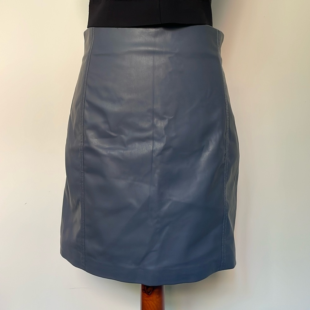 Faux leather mini skirt